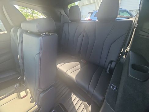 Used 2022 Acura MDX A-Spec AWD/4WD image 30
