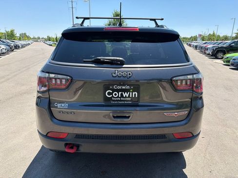 Used 2019 Jeep Compass Trailhawk w/ Leather Interior Group AWD/4WD image 7