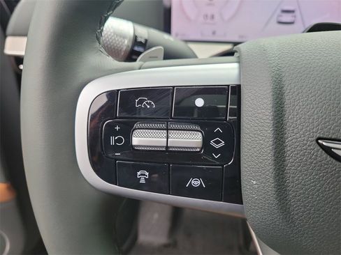 Used 2026 Genesis GV80 2.5T Prestige image 23