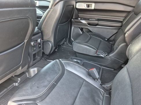 Used 2020 Ford Explorer ST w/ Premium Technology Package AWD/4WD image 12