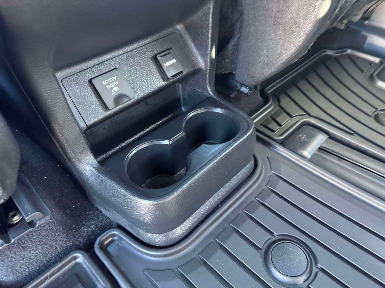 Certified 2023 Toyota Sienna Platinum AWD/4WD image 12