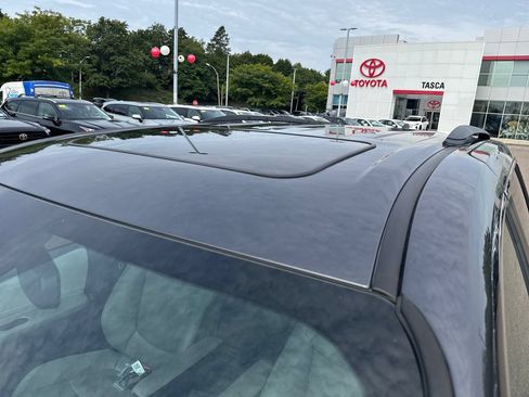 Used 2025 Toyota Sienna XLE w/ XLE Plus Package AWD/4WD image 47