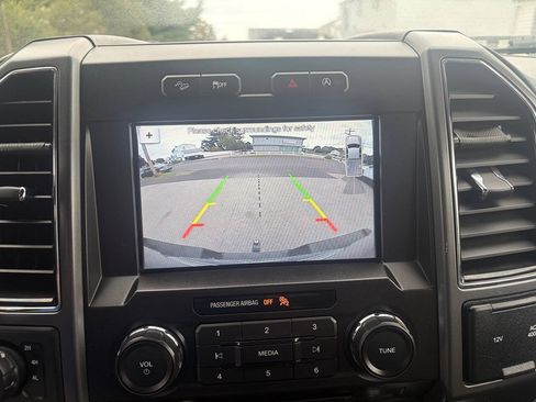 Used 2018 Ford F150 XLT w/ Equipment Group 302A Luxury AWD/4WD image 20