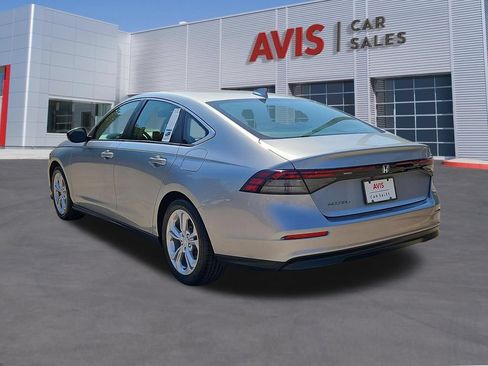 Used 2025 Honda Accord LX image 9