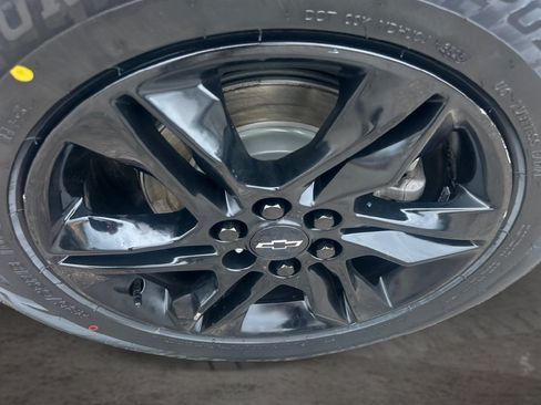 Used 2021 Chevrolet Blazer LT FWD image 19
