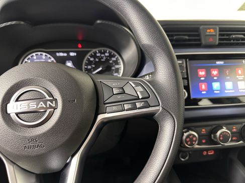 New 2025 Nissan Versa SV w/ Trunk Package image 38