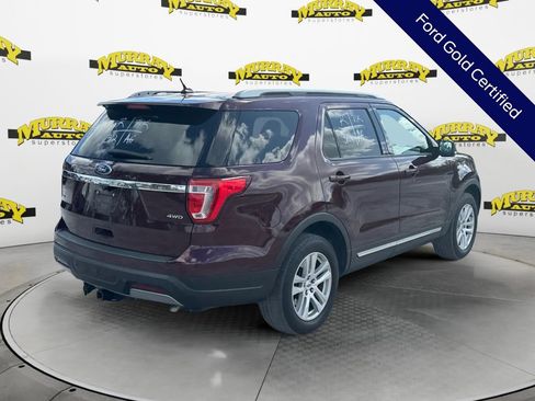 Used 2019 Ford Explorer XLT w/ Equipment Group 202A image 7