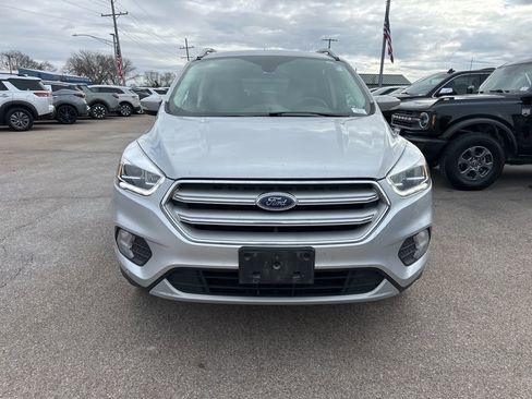 Used 2019 Ford Escape Titanium w/ U9j03 - Titanium Tow Package image 18