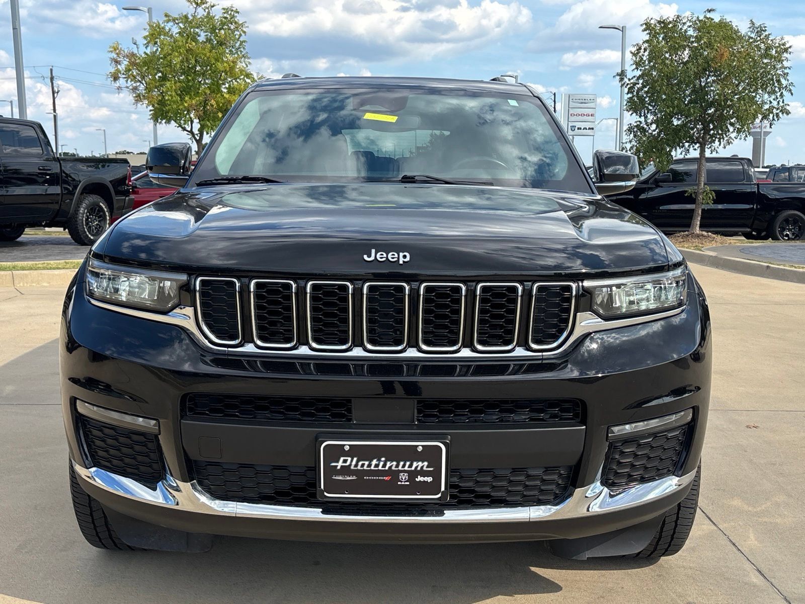 Used 2021 Jeep Grand Cherokee L Limited w/ Trailer Tow Group (B) AWD/4WD image 8