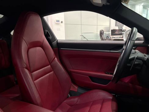 Used 2021 Porsche 911 Carrera image 17