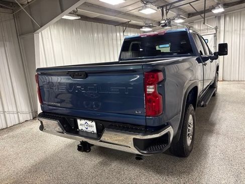 Used 2025 Chevrolet Silverado 2500 LT w/ Safety Package AWD/4WD image 3