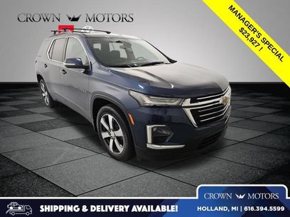Used 2022 Chevrolet Traverse LT w/ LT Premium Package