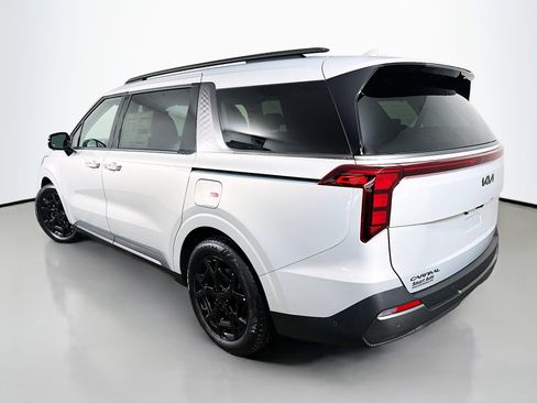 New 2026 Kia Carnival SX w/ SX Dark Edition Package image 5