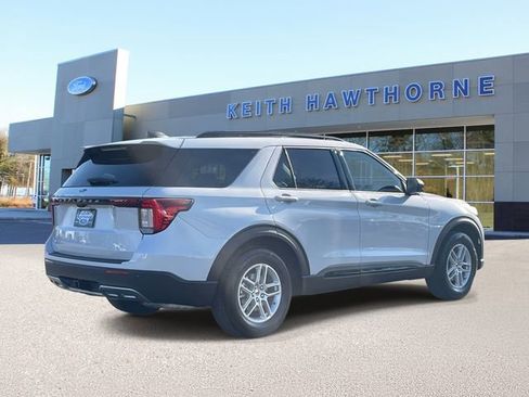 New 2026 Ford Explorer Active w/ Active Comfort Package image 6