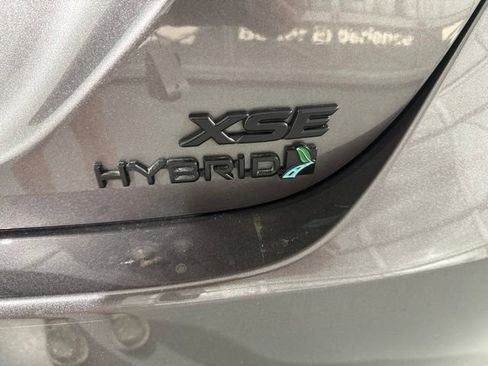 Used 2024 Toyota Camry XSE w/ Navigation Package FWD image 8