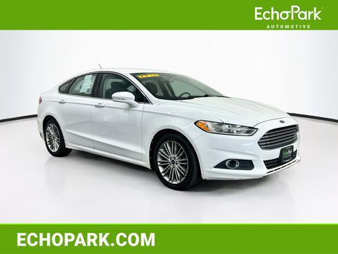Used 2013 Ford Fusion SE FWD image 1