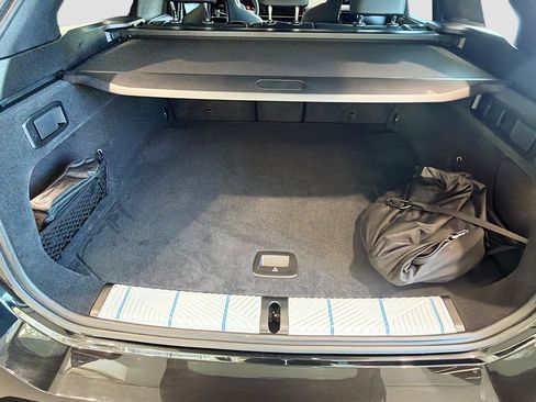 New 2026 BMW M5 Touring image 9