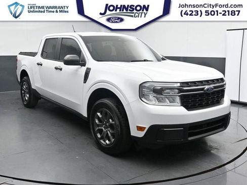 Certified 2022 Ford Maverick XLT FWD image 1
