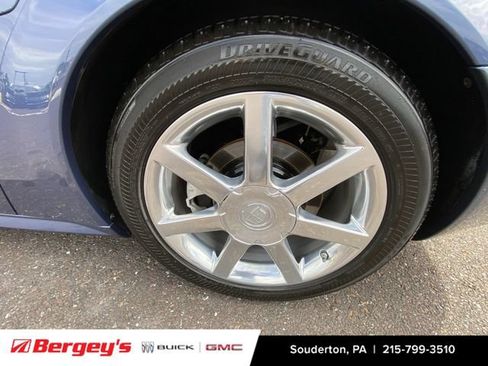 Used 2005 Cadillac XLR RWD image 36