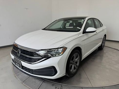 Used 2024 Volkswagen Jetta SE image 28