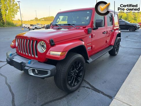 Certified 2022 Jeep Wrangler Unlimited Sahara w/ Cold Weather Group AWD/4WD image 12