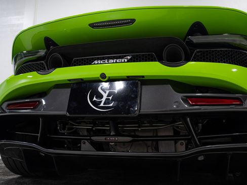 Used 2021 McLaren 720S Performance RWD image 41