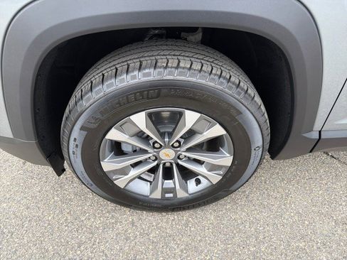 New 2026 Chevrolet Equinox LT image 14