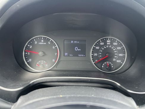 Used 2021 Kia Seltos LX image 3