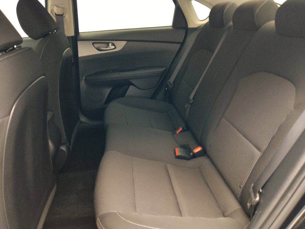 Used 2020 Kia Forte LXS FWD image 18