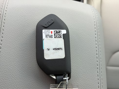 New 2026 Kia Sportage SX FWD image 29