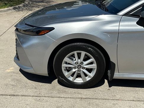 Used 2026 Toyota Camry LE FWD image 25