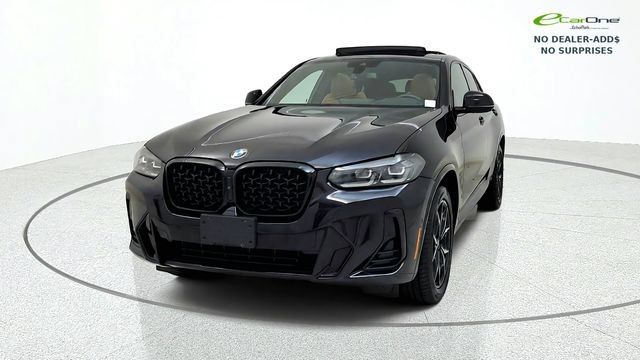Used 2024 BMW X4 xDrive30i w/ Premium Package AWD/4WD image 3