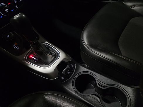 Used 2019 Jeep Compass Latitude w/ Popular Equipment Group image 26