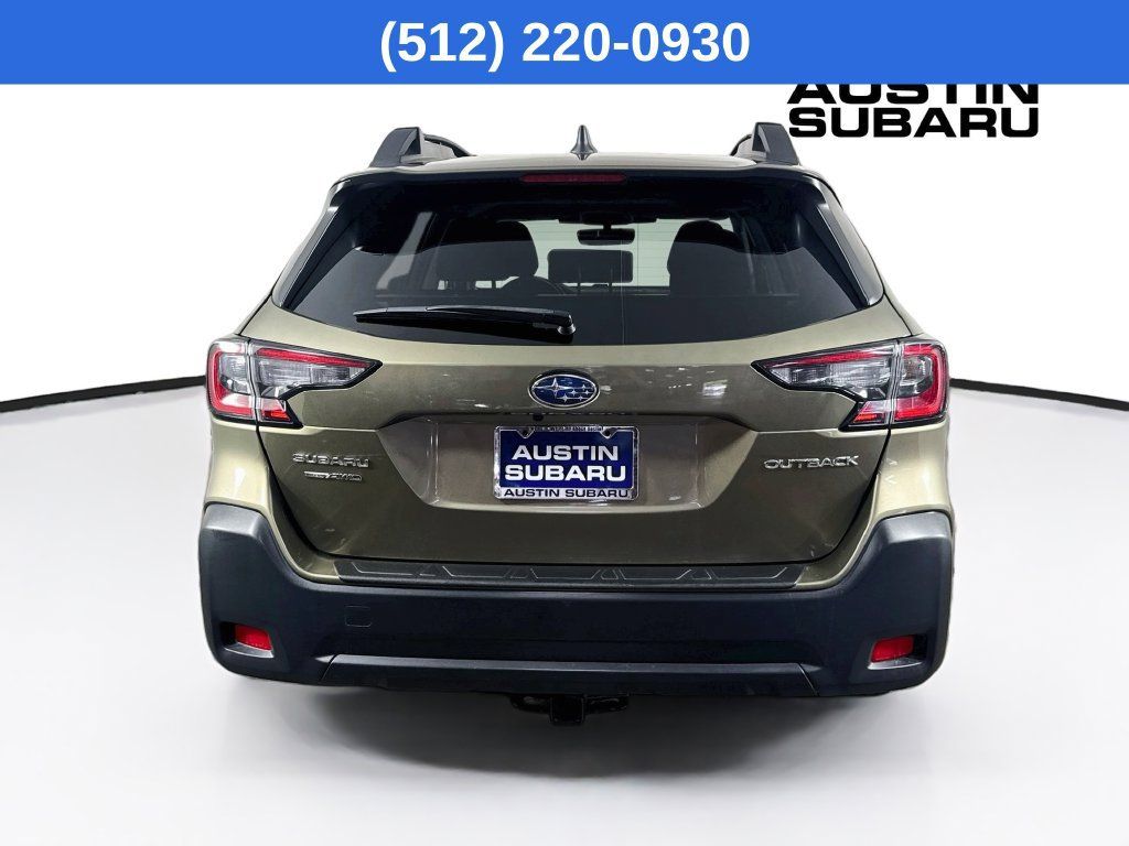 Used 2025 Subaru Outback Premium AWD/4WD image 7
