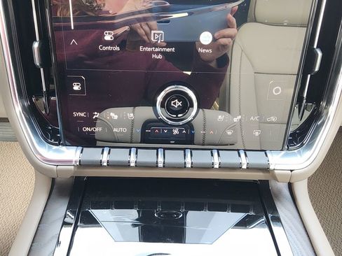 New 2026 GMC Yukon XL Denali w/ Denali Reserve Package AWD/4WD image 33