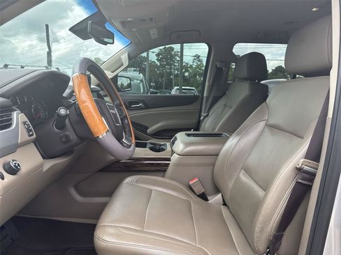 Used 2017 GMC Yukon SLT RWD image 10