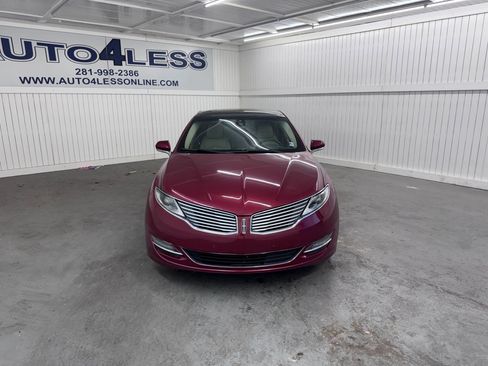 Used 2013 Lincoln MKZ Hybrid image 2