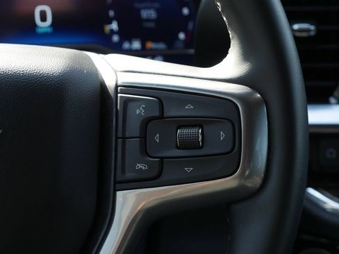 Used 2023 Chevrolet Silverado 1500 LT AWD/4WD image 13