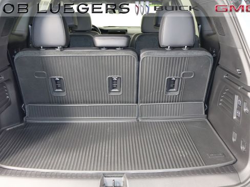 Certified 2025 GMC Acadia Denali w/ Super Cruise Package image 23