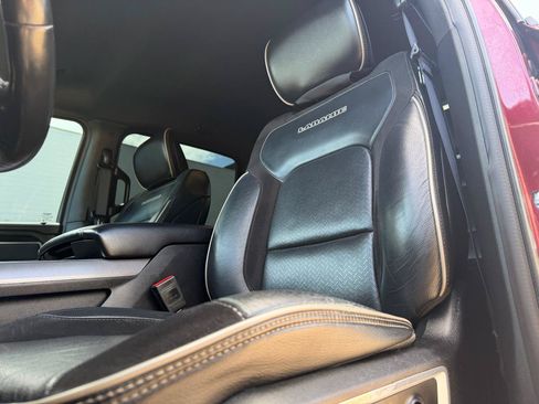 Used 2021 RAM 1500 Laramie w/ Sport Appearance Package AWD/4WD image 11