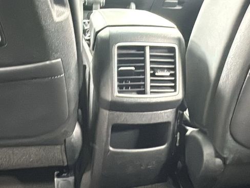 Used 2025 Kia Sportage X-Line w/ Premium Package image 37