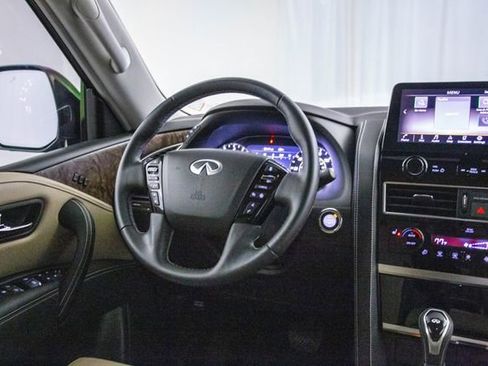 Used 2023 INFINITI QX80 Premium Select w/ Cargo Package image 4