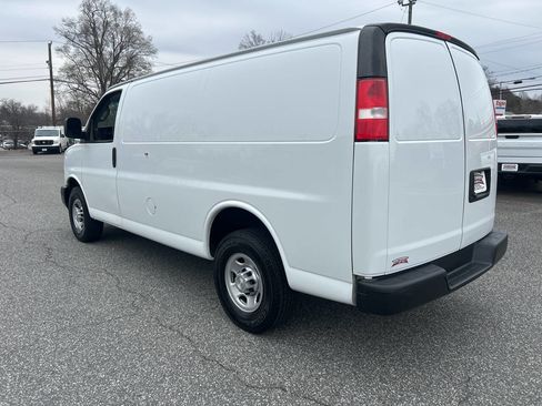 Used 2020 Chevrolet Express 2500 w/ Driver Convenience Package image 7