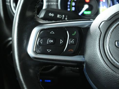 Used 2021 Jeep Wrangler Unlimited Sahara w/ Cold Weather Group image 18