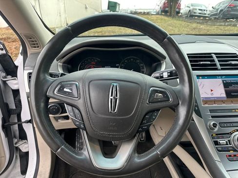 Used 2019 Lincoln MKZ Reserve w/ Reserve Plus Package image 9