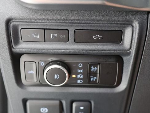 Used 2023 Ford F150 Lariat w/ Equipment Group 502A High image 32