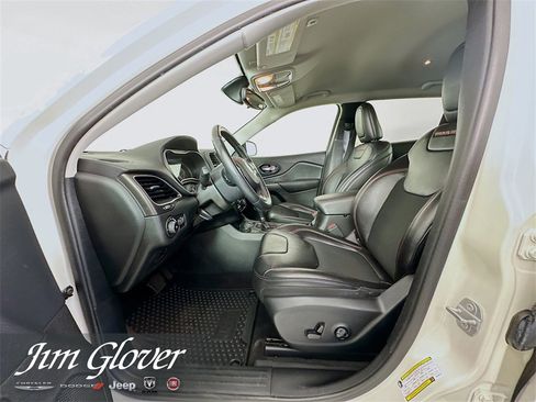 Used 2019 Jeep Cherokee Trailhawk w/ Trailer Tow Group image 22