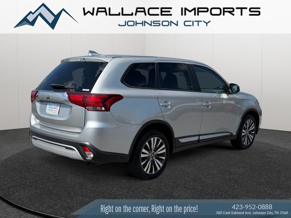 Used 2020 Mitsubishi Outlander ES AWD/4WD image 5