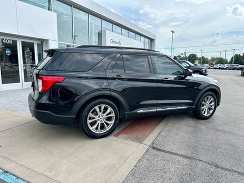 Used 2021 Ford Explorer XLT w/ Equipment Group 202A RWD image 7