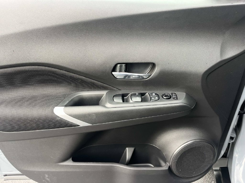 Used 2023 Nissan Kicks SV FWD image 28
